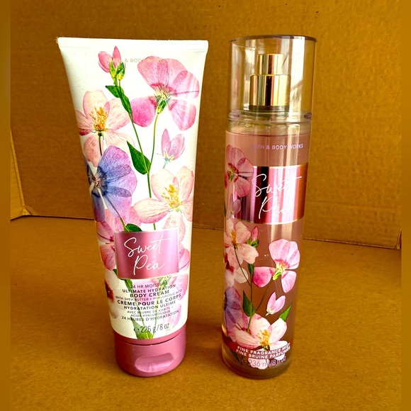 Bath & Body Works “Sweet Pea” Fragrance Mist and Body Lotion - Picture 1 of 10